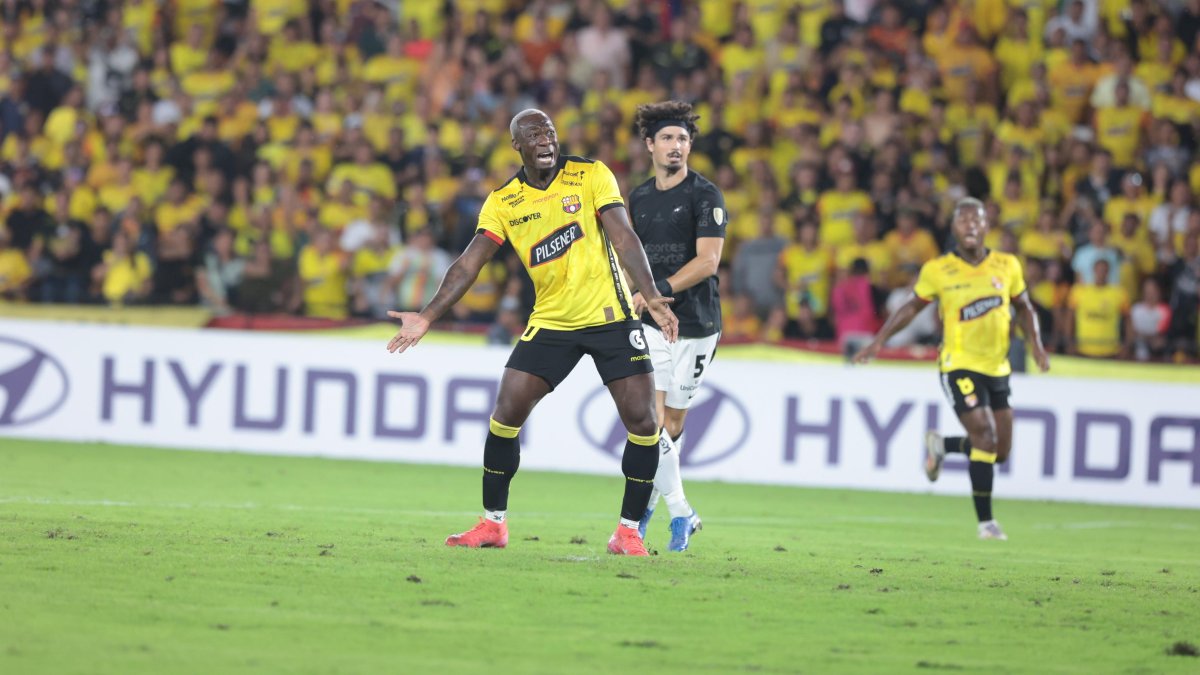 Barcelona SC enfrentará a Corinthians en Brasil.