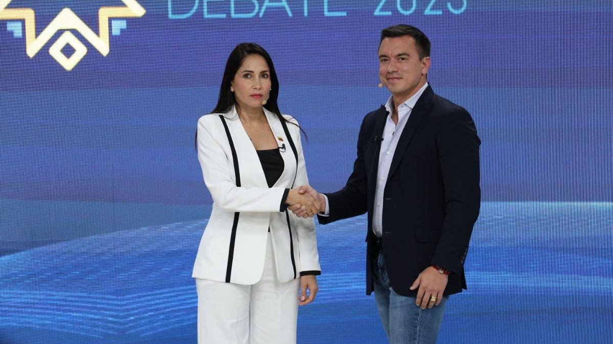 Debate. Los candidatos a la presidencia de Ecuador expusieron sus propuestas sobre el futuro del IEES. Fue inevitable la confrontación.
