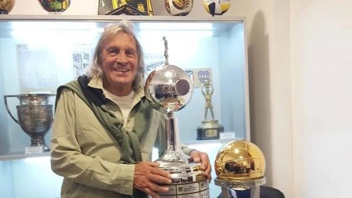 Hugo Gatti es considerado uno de los mejores arqueros en la historia del fútbol argentino.