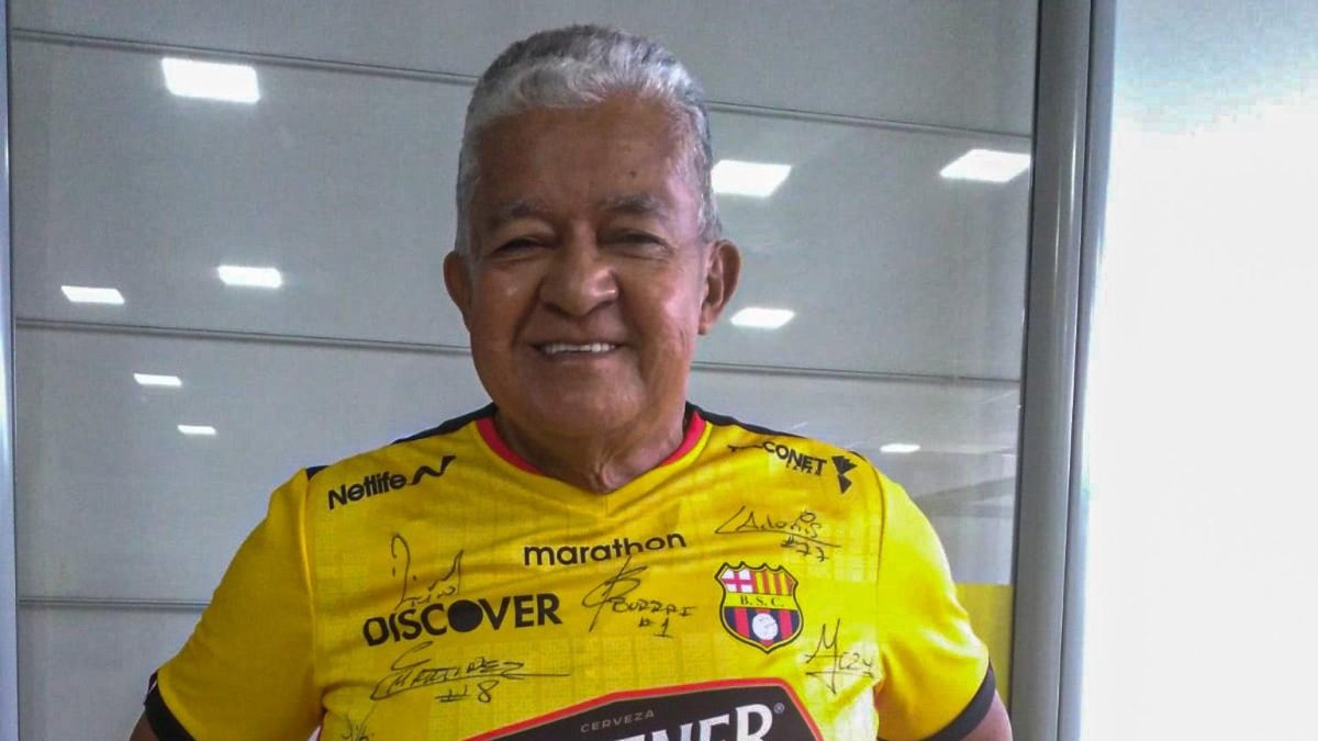 El exjugador ecuatoriano Washington Muñoz logró siete títulos con Barcelona.
