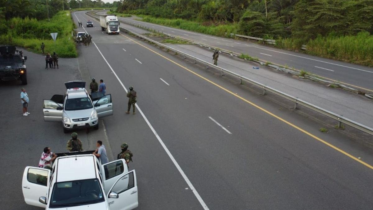 El paso lateral de Quevedo (anillo vial) es uno de los tramos más peligrosos de toda la red vial estatal del Ecuador.