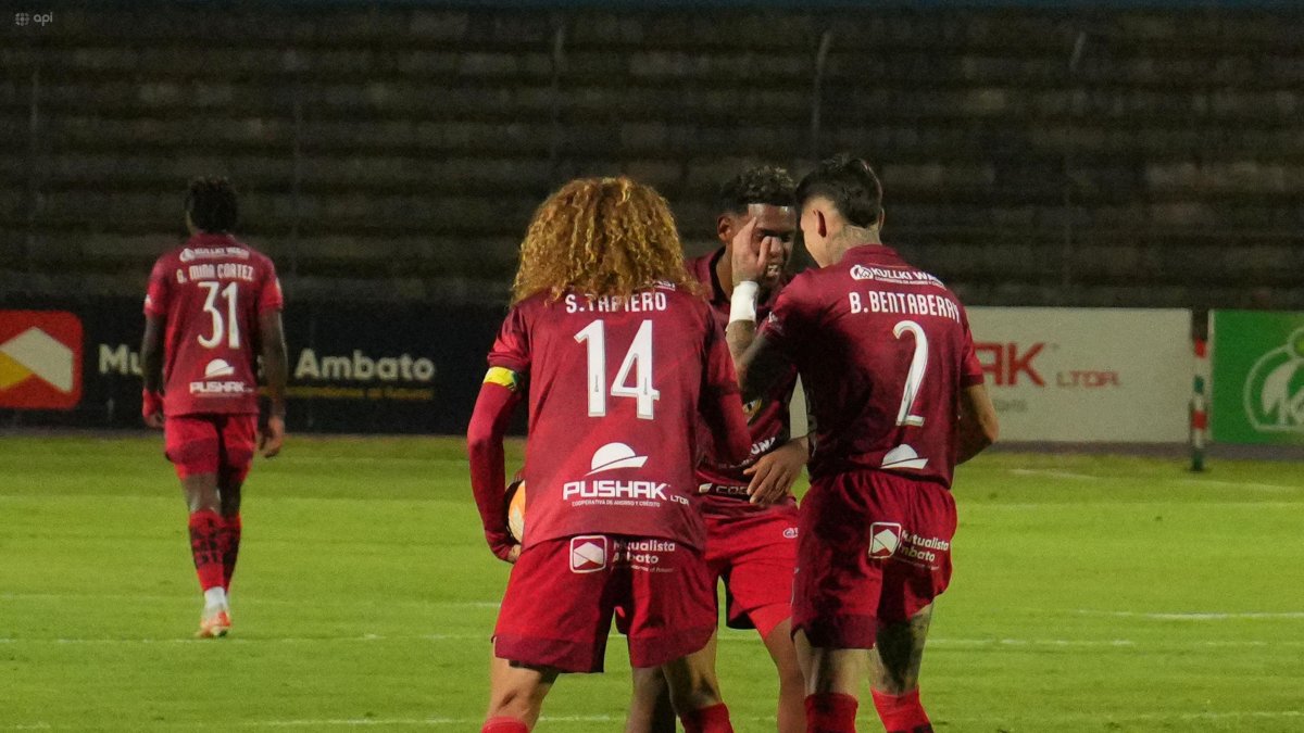 Mushuc Runa consiguió una importante triunfo 4-3 sobre Macará.