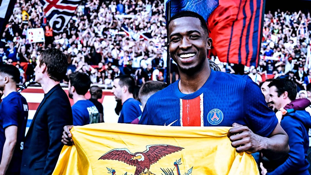 Willian Pacho se ha consolidado en la defensa del PSG.