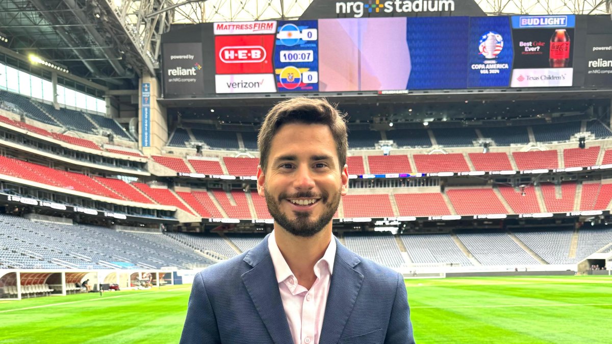 José Carlos Crespo fue impactado con un vaso en la cara