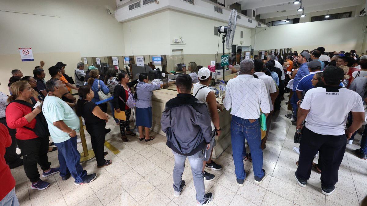 Cada año, son decenas de personas las que acuden al Municipio para saber si aplican o no a la exoneración del impuesto municipal.