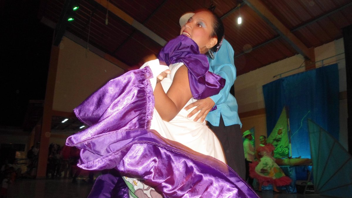 Baile. En el centro se realizan diversos eventos culturales.