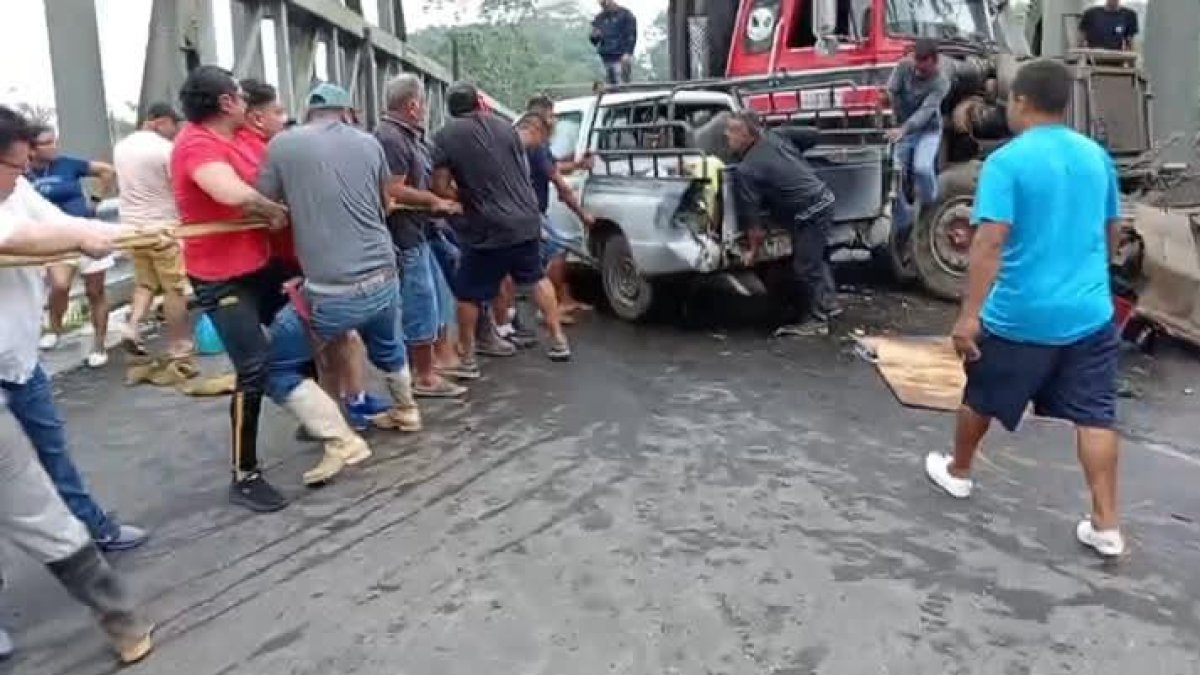 El choque ocurrió en el sector 29 de Septiembre, cerca del Puente del Río Blanco.
