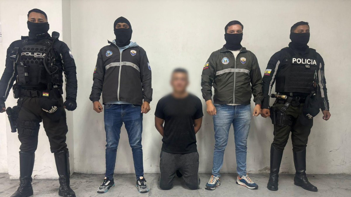 El hombre fue detenido en el sector de El Bosque, en el norte de Quito.