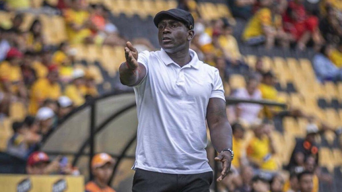 Segundo Castillo cuenta las horas en el puesto de DT en Barcelona SC