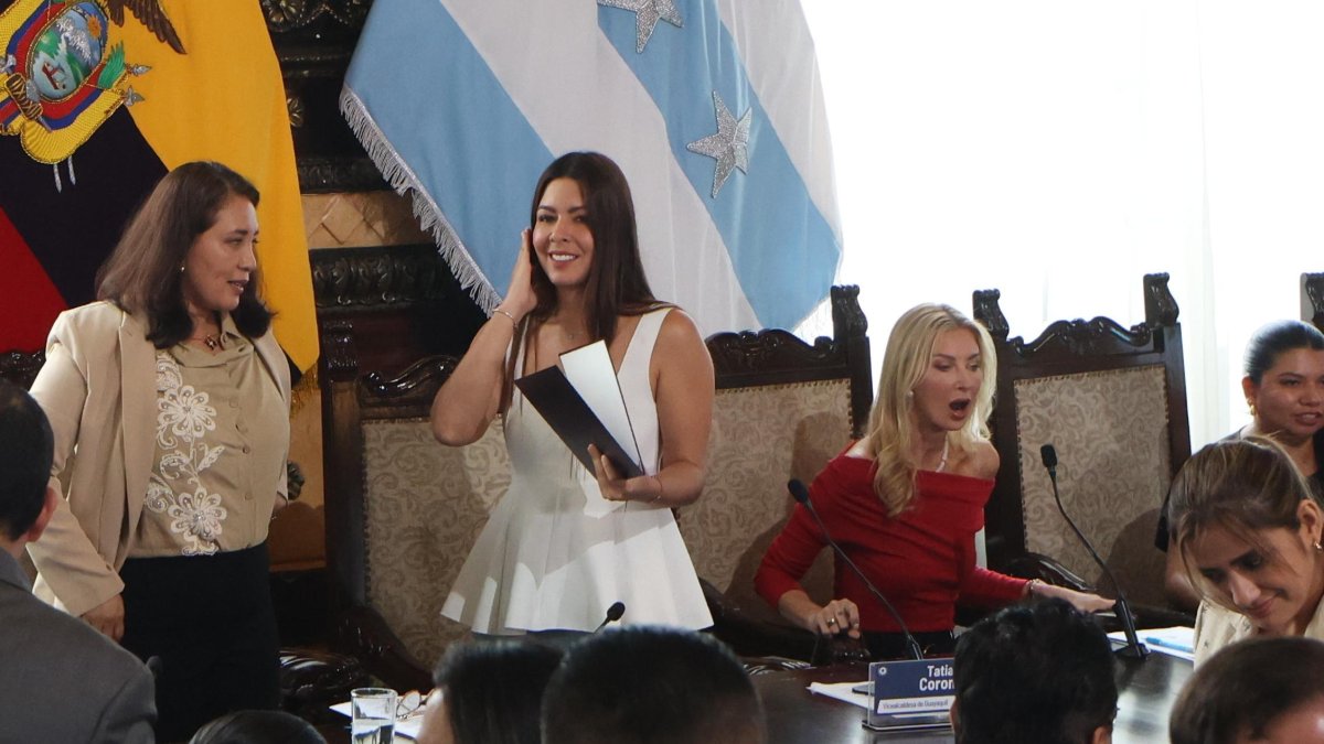 Proceso de remoción de Aquiles Álvarez suma nueva controversia legal.