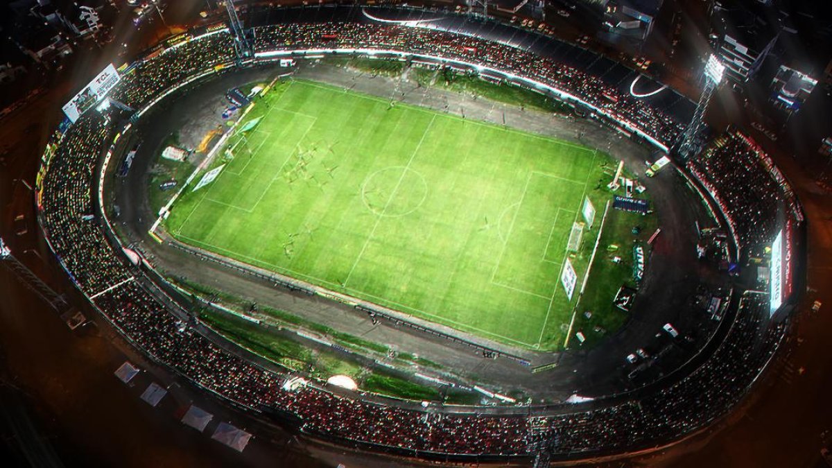 Deportivo Cuenca recibe al Santos en el estadio Alejandro Serrano Aguilar.