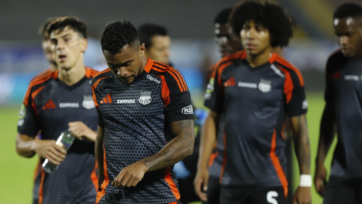 Emelec está en la parte baja de la tabla de la LigaPro 2026.