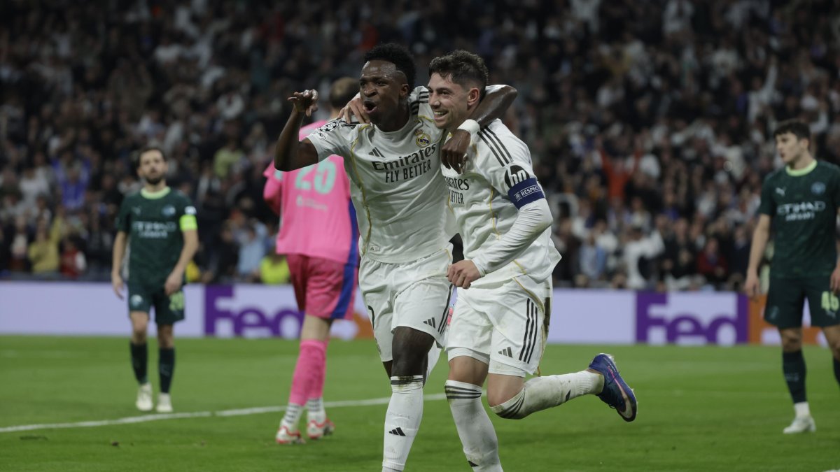 Real Madrid busca acercarse al líder de LaLiga 2025-26, el FC Barcelona.