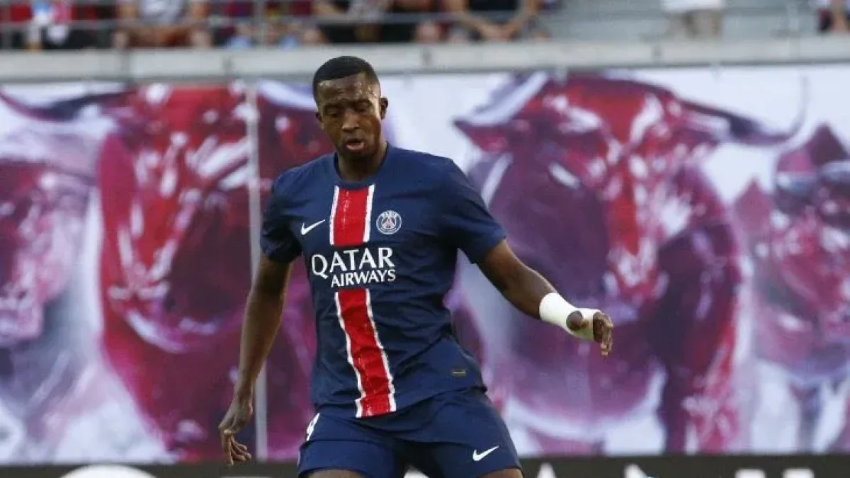 Willian Pacho buscará sostener la solidez defensiva ante un Lyon que pelea por puestos europeos.