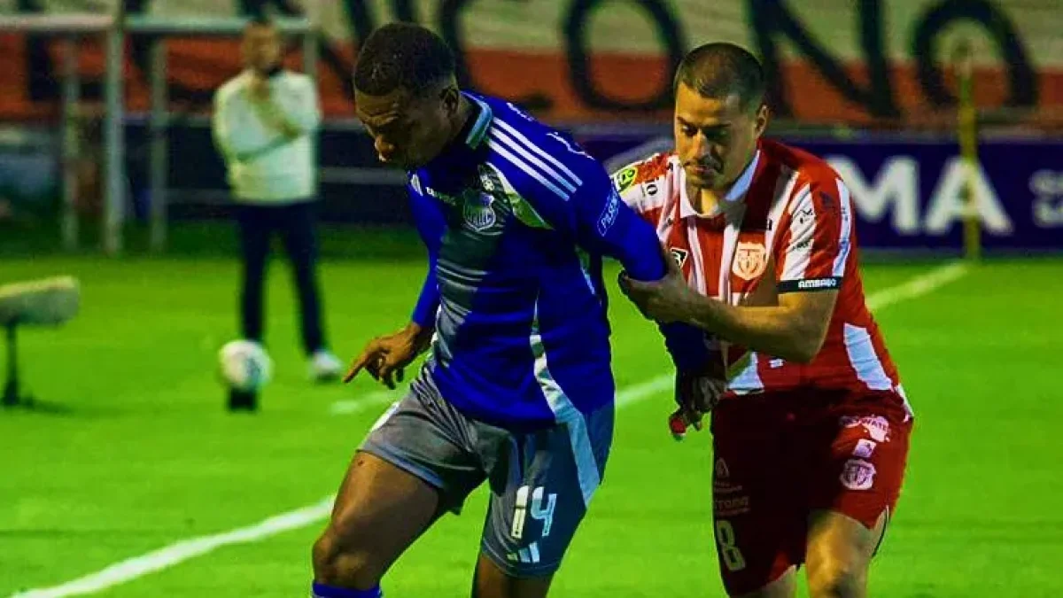 Técnico Universitario y Emelec en la fecha 10 de LigaPro 2026.
