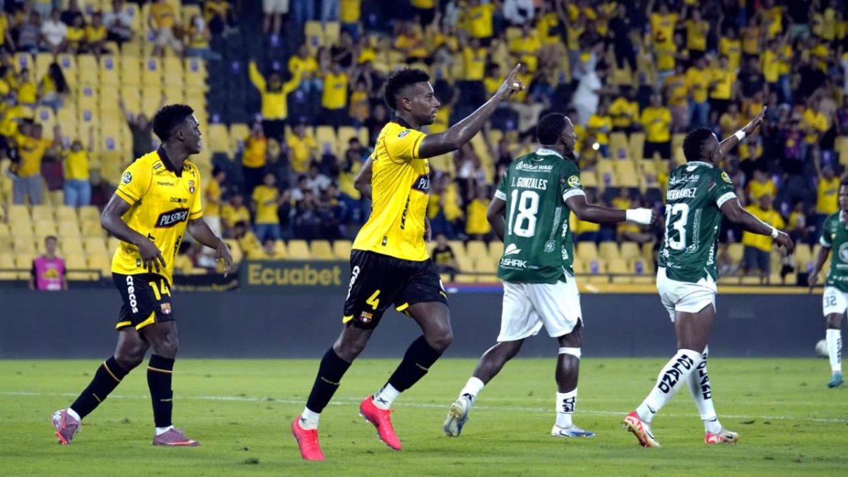 Barcelona SC venció 2-1 a Mushuc Runa en el estadio Monumental.