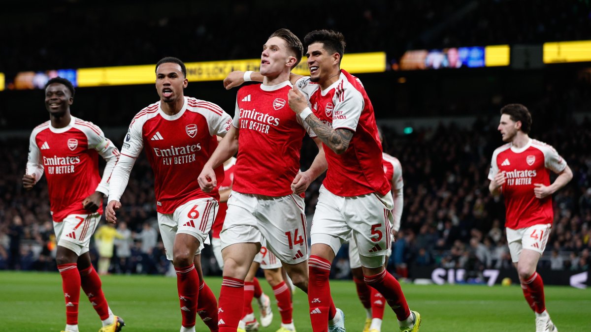 Arsenal busca sacar ventaja en su visita a Atlético Madrid.