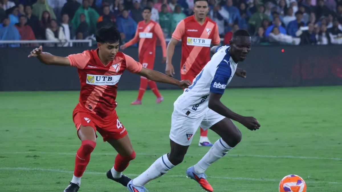 Janner Corozo fue titular en el amistoso de pretemporada que Liga de Quito y Always Ready disputaron el 7 de febrero de 2026.