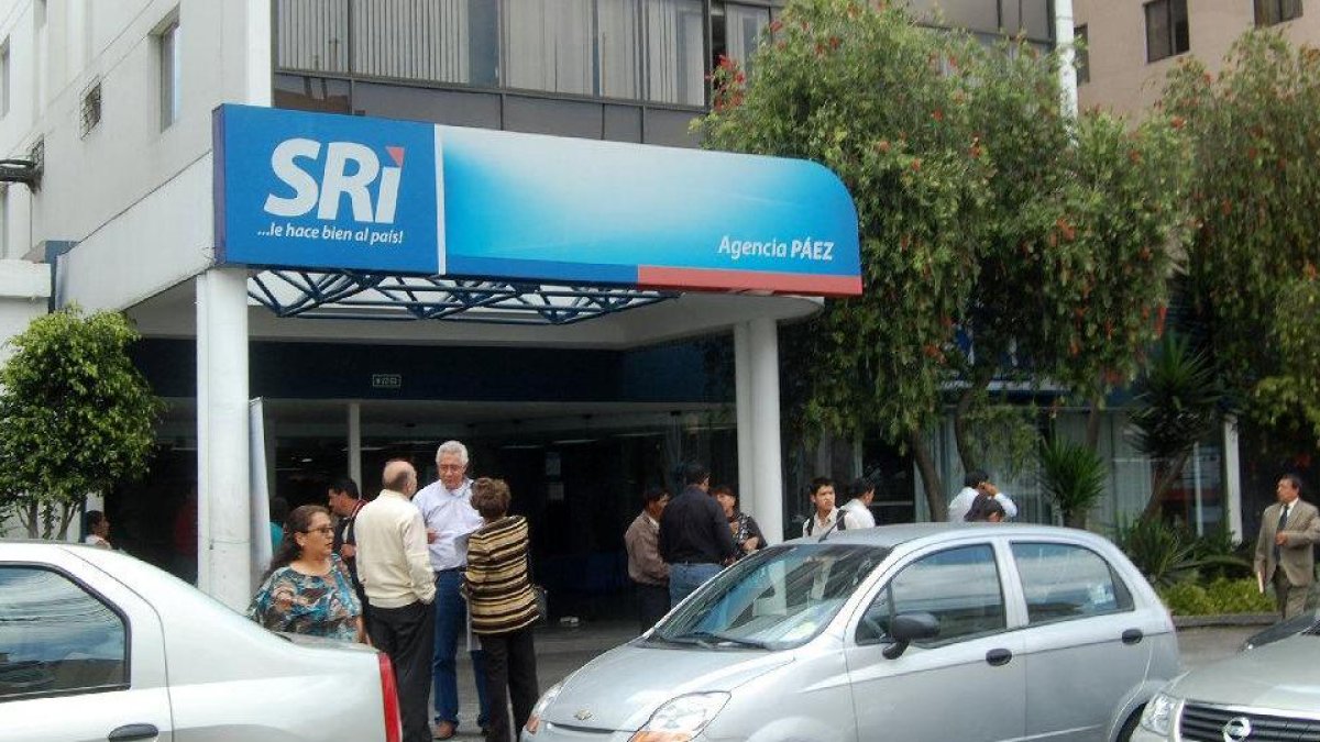 Una de las agencias del Servicio de Renas Internas.