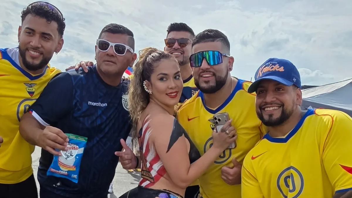 Stefany Aquino llamó la atención de los hinchas en el estreno mundialista de Ecuador.