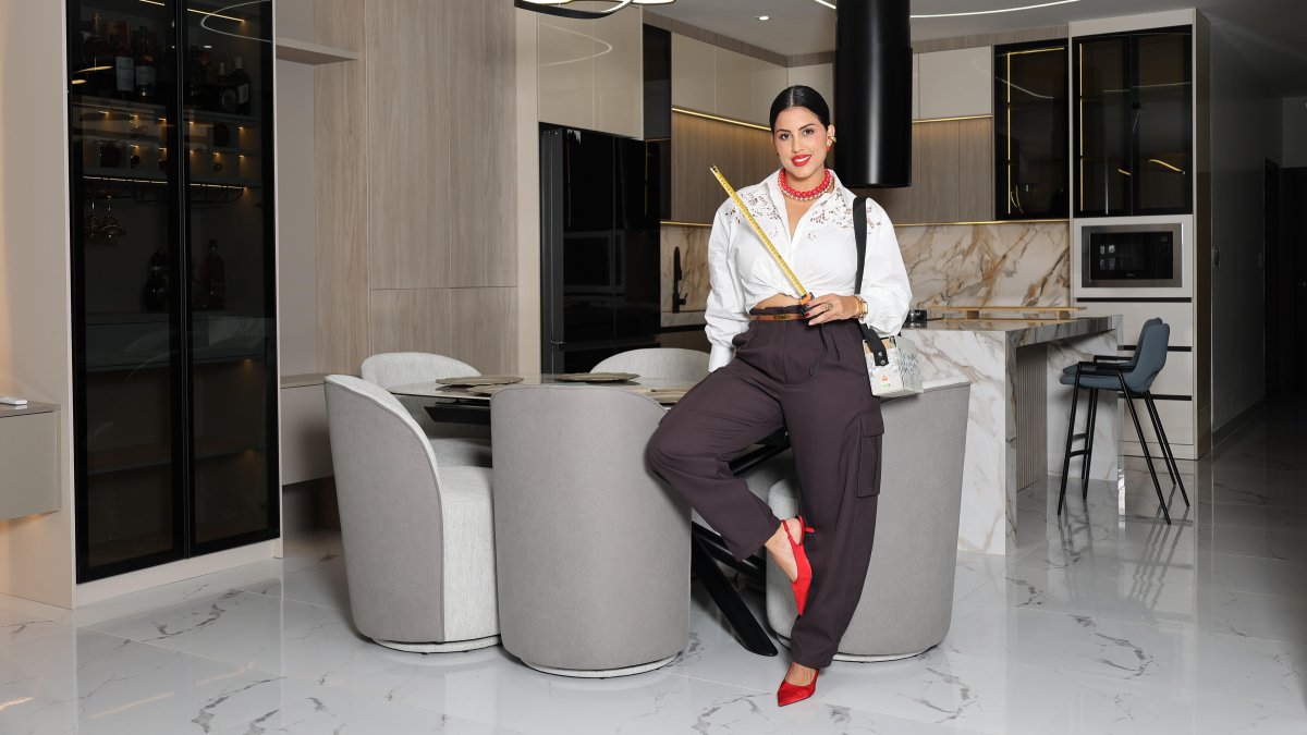 Victoria Larrea combina su pasión por el diseño de interiores con su faceta como creadora de contenido y empresaria.