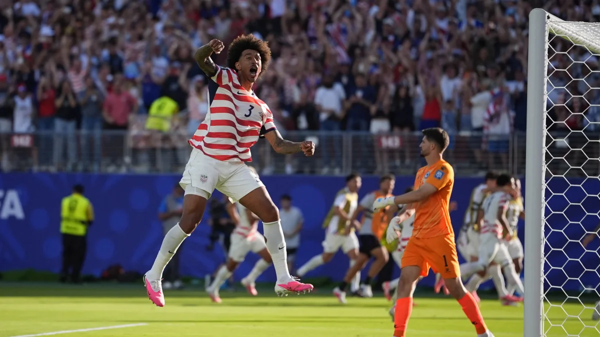 Estados Unidos se impuso 2-0 a Bosnia y avanzó a los octavos de final del Mundial 2026.