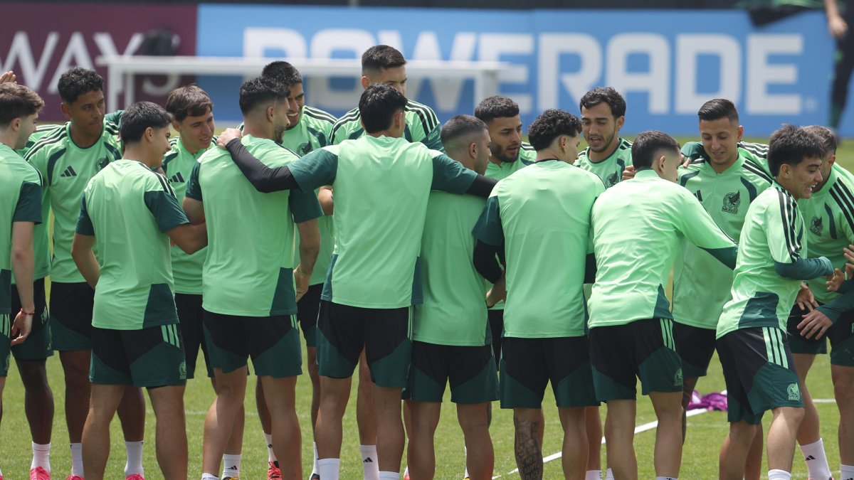 Los jugadores de la selección mexicana durante el entrenamiento celebrado en el Centro de Alto rendimiento en Ciudad de México.