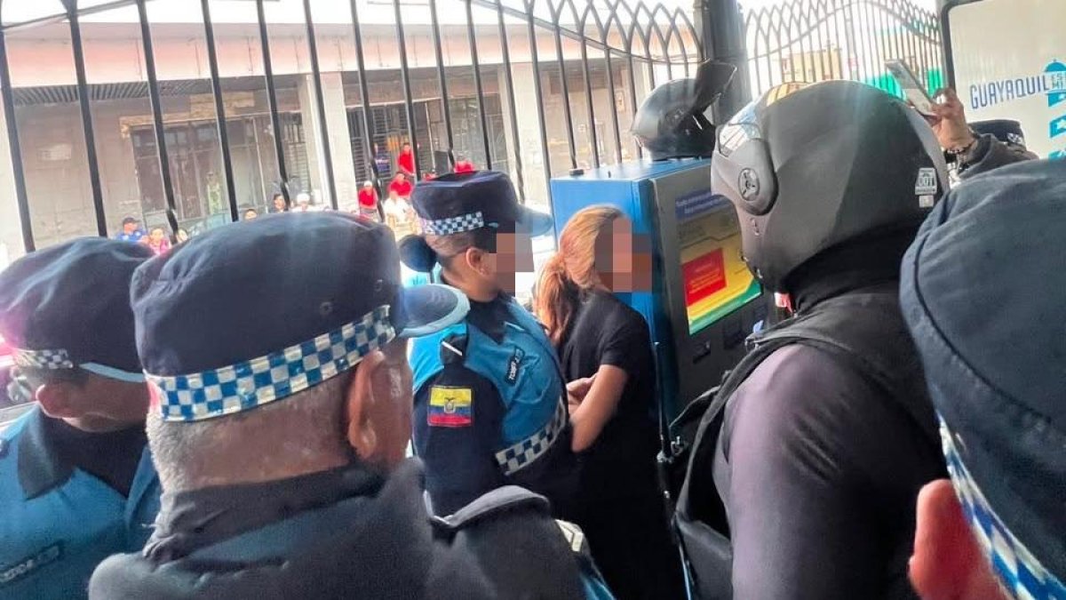 La inseguridad en la Metrovía preocupa a los usuarios.