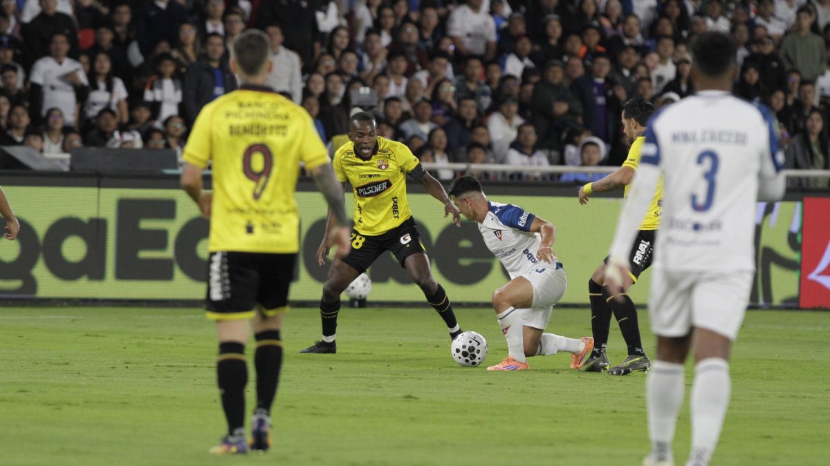 Barcelona SC y Liga de Quito se enfrentan por la fecha 22 de la LigaPro 2026.