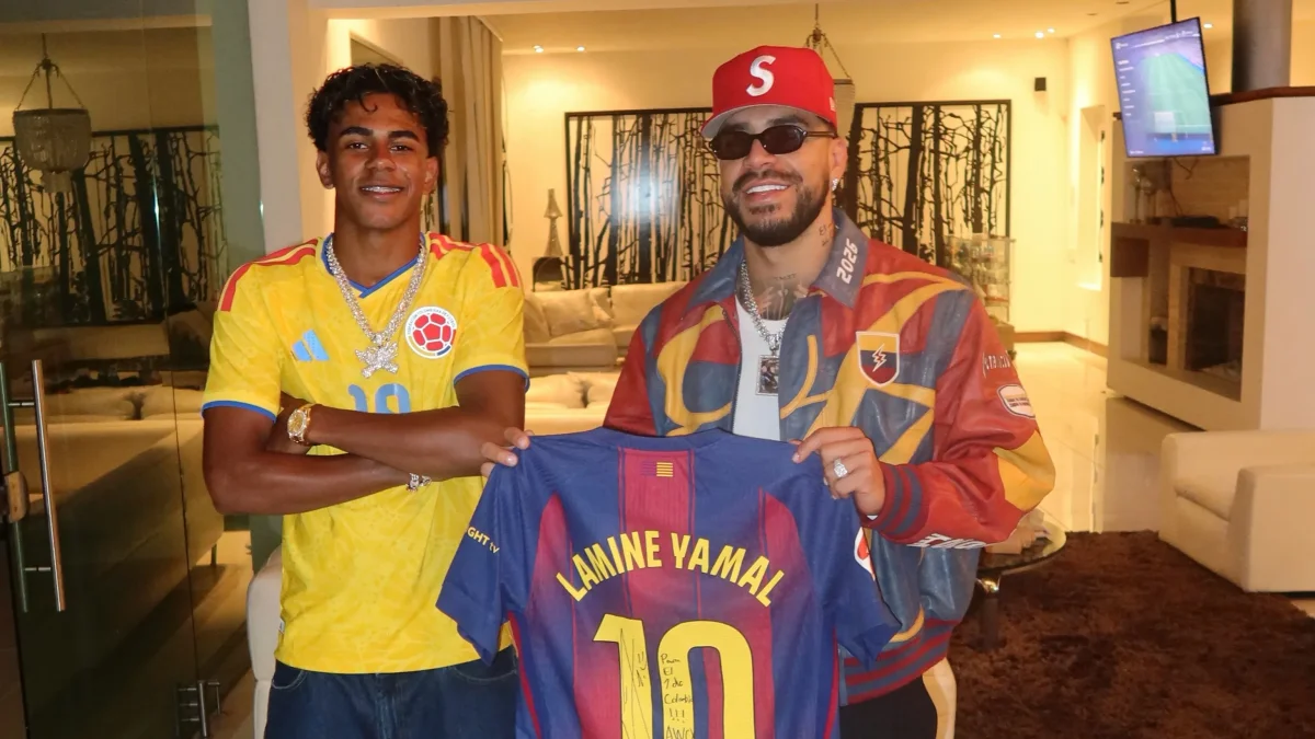 El cantante urbano colombiano Ryan Castro y el futbolista español Lamine Yamal.