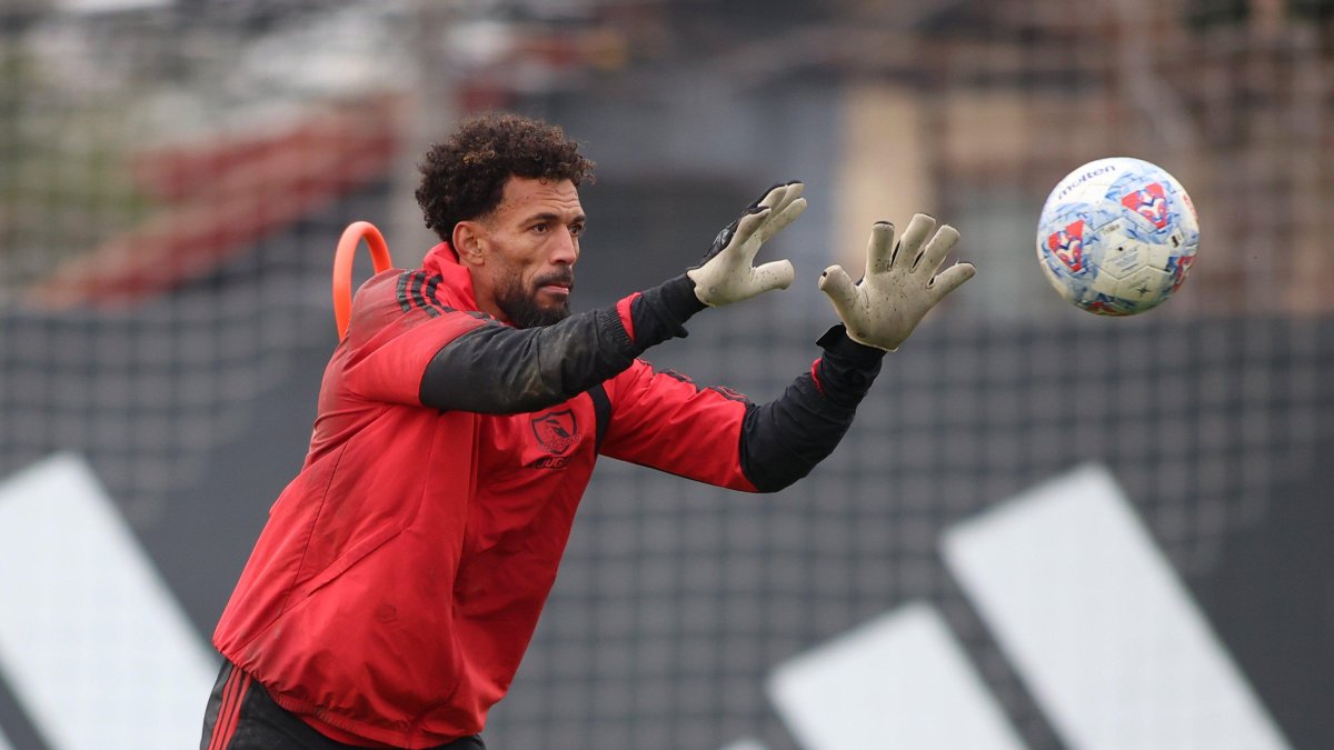 El arquero caboverdiano Vozinha ya suma 10 días entrenando con el Cacique.