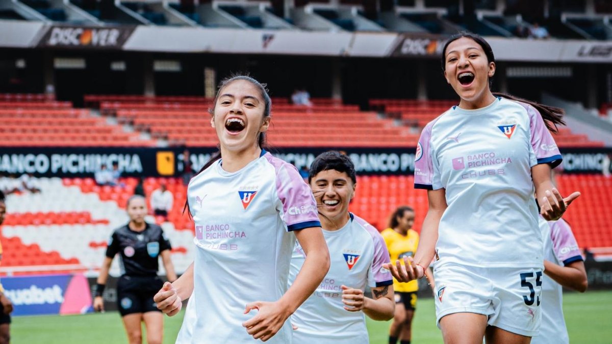 Rosa Torres de Liga de Quito le hizo los goles a Barcelona SC.