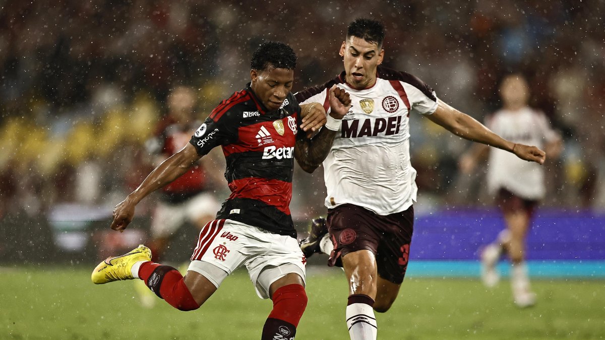 Gonzalo Plata comandará el ataque de Flamengo.