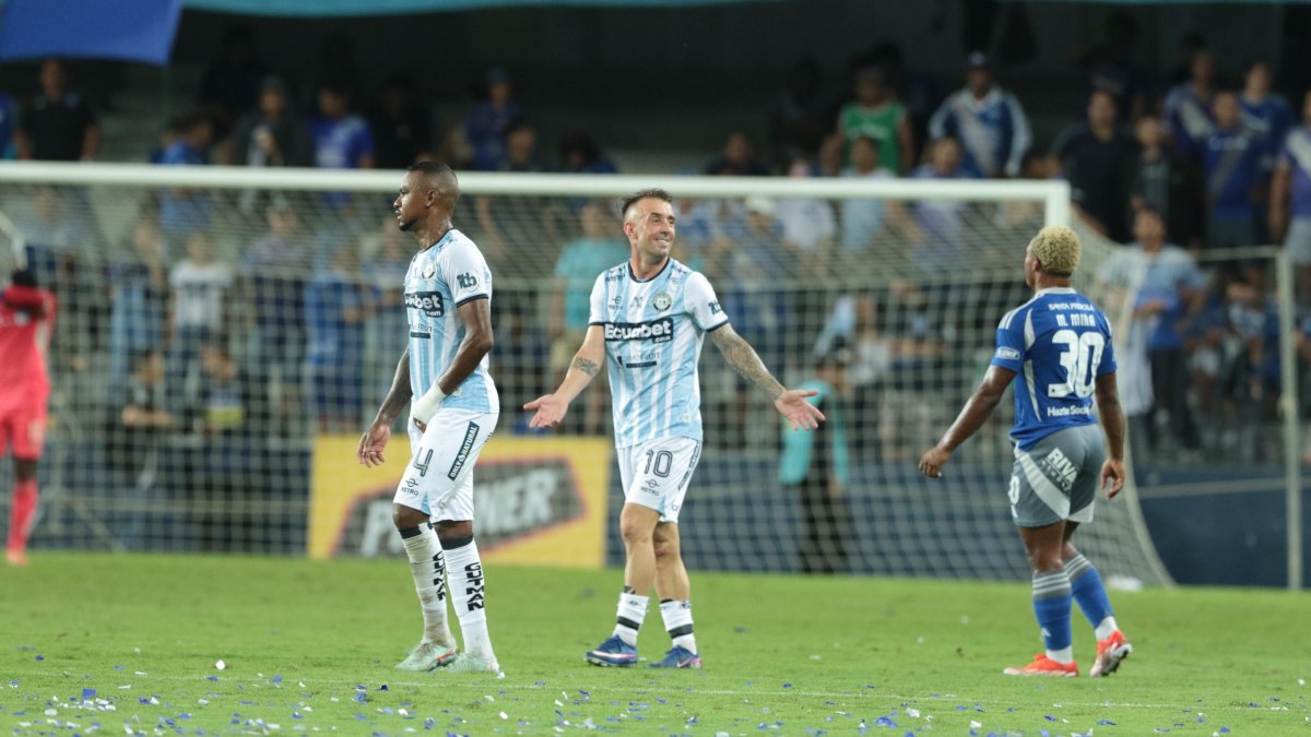 Guayaquil City visita a Técnico Universitario en la LigaPro 2026.