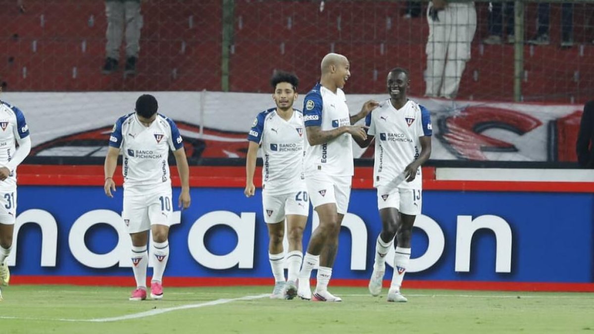 Liga de Quito es una fiesta, celebrando el gol de Janner Corozo, luego fue expulsado.