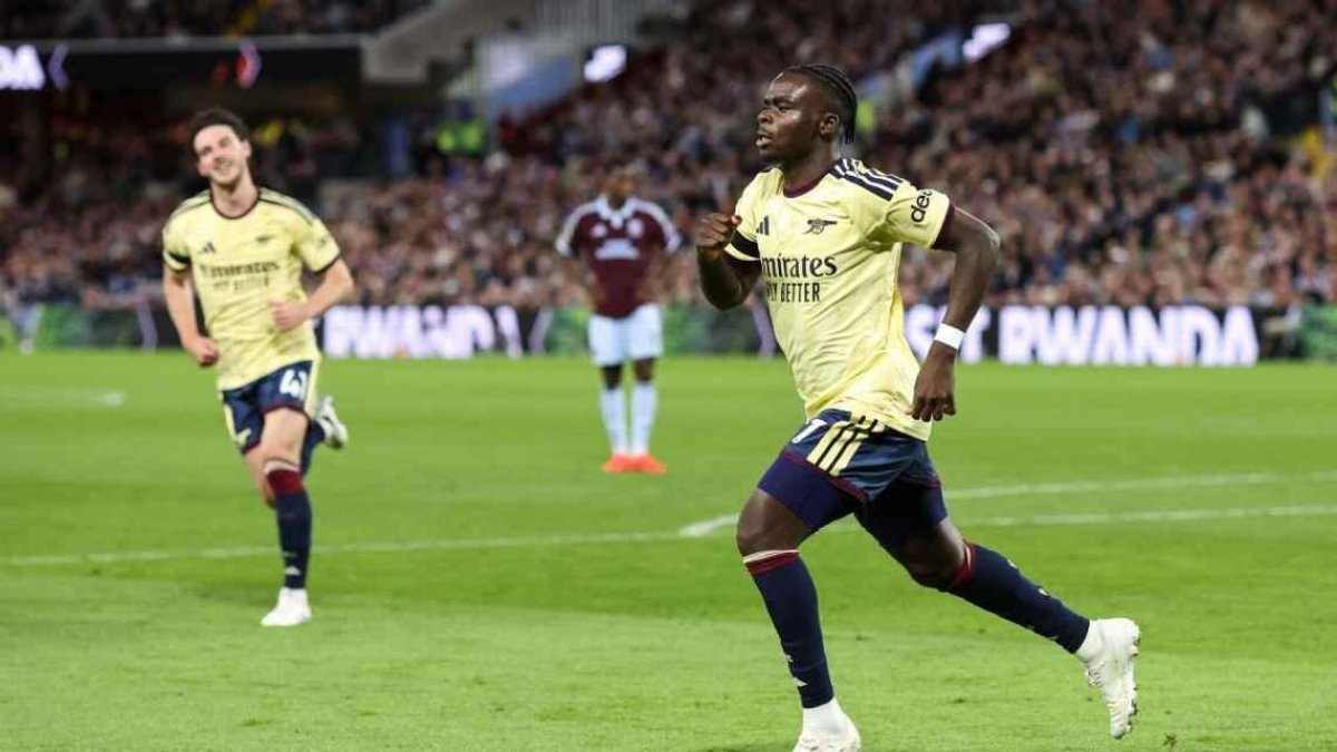 Arsenal ganó 1-0 en la visita a Aston Villa.