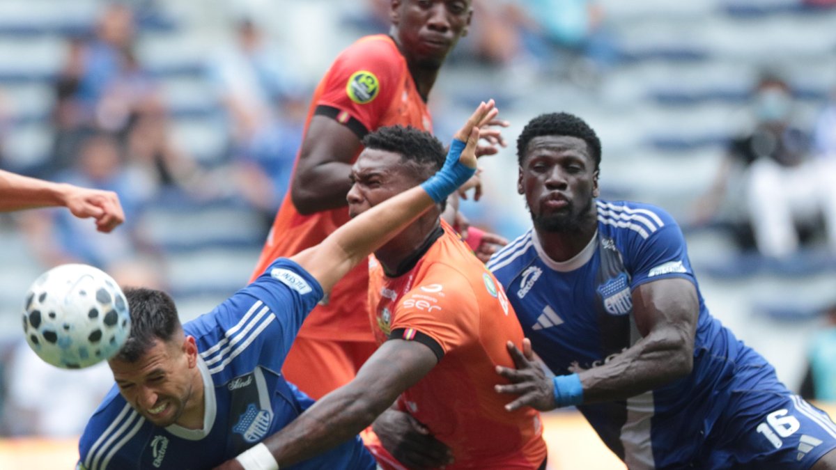 Emelec visita a Libertad en la fecha 28 de la LigaPro 2026.