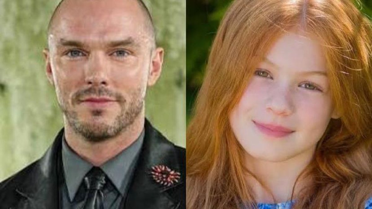 Nicholas Hoult, quien interpretaba a Gilderoy Lockhart, y Gracie Cochrane, a Ginny Weasley, en ‘Harry Potter’.
