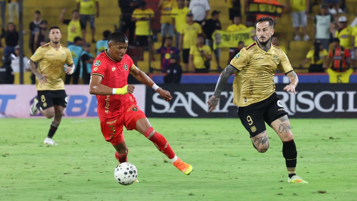 Aucas y Barcelona SC volverán a rivalizar en la LigaPro 2026.
