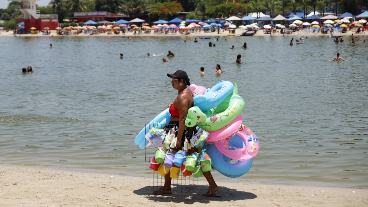 Las emisiones causadas por combustibles fósiles continúan elevando las temperaturas oceánicas y continentales a nivel global.