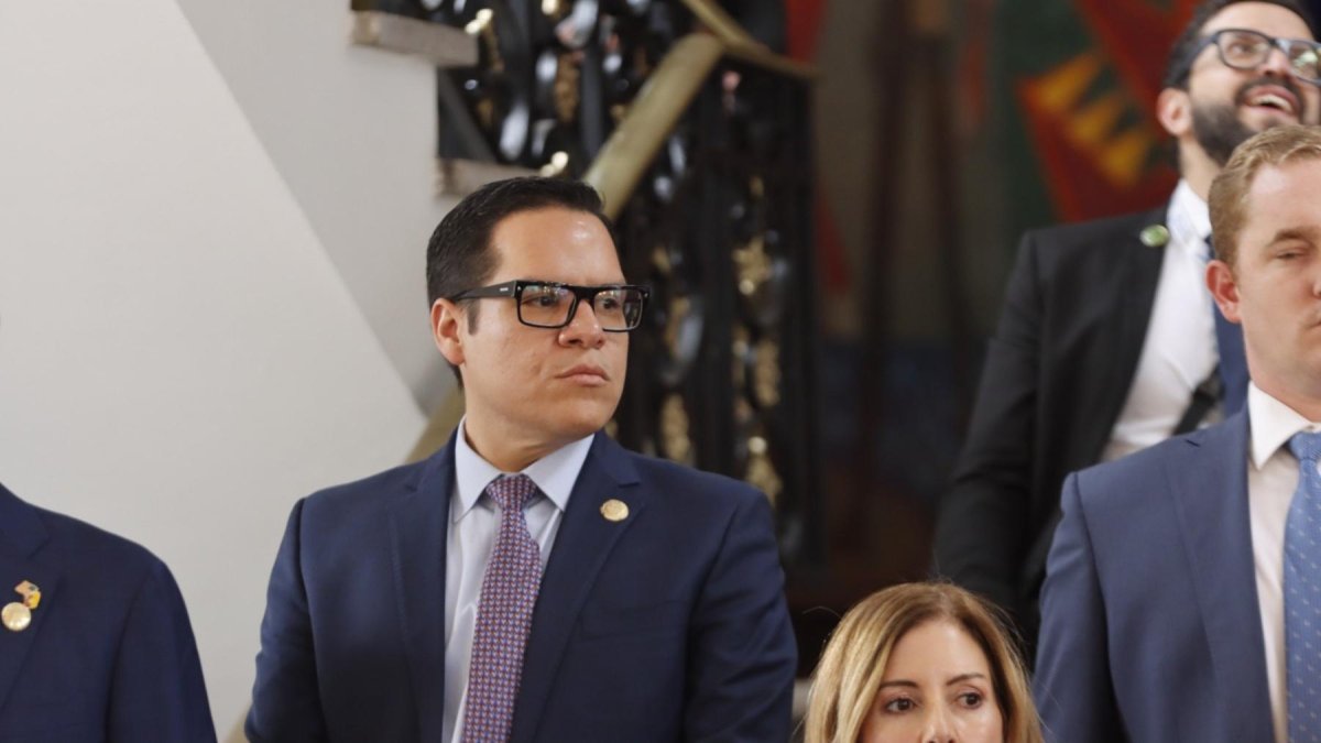 El secretario de la Administración Pública José Julio Neira, informó sobre el cobro de un pequeño porcentaje de lo pagado ATM.