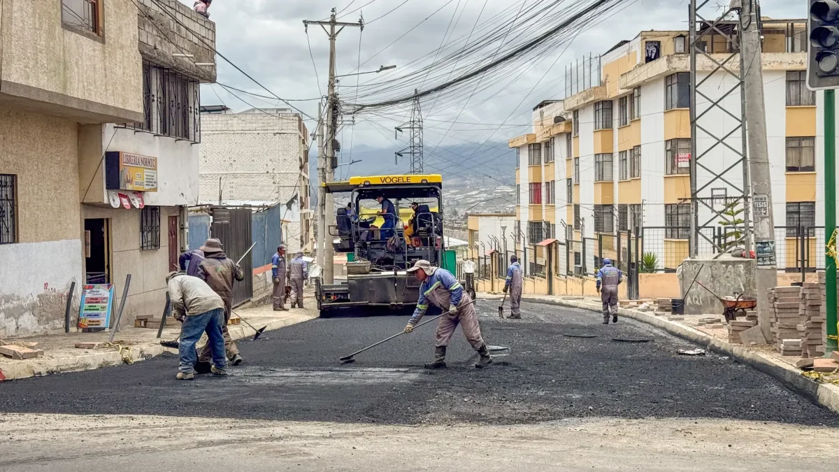 El primer tramo de Montes del Cajas ya tiene nueva carpeta asfáltica. El resto será intervenido después de concluir los trabajos complementarios.