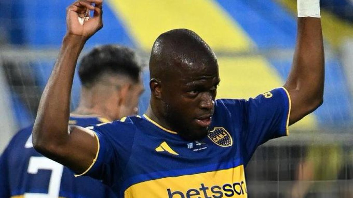 Enner Valencia celebró por partida triple tras ser la figura de Boca.