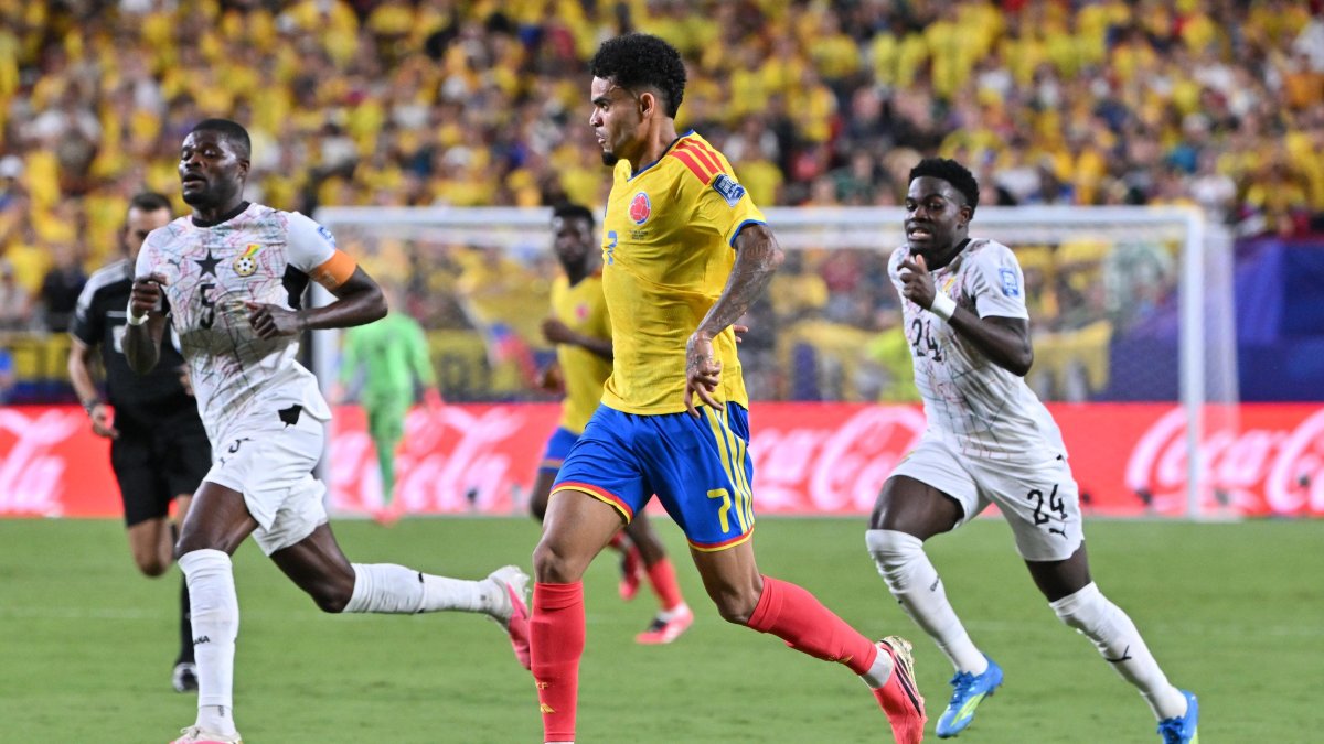 La Selección de Colombia enfrenta a Paraguay en un amistoso.
