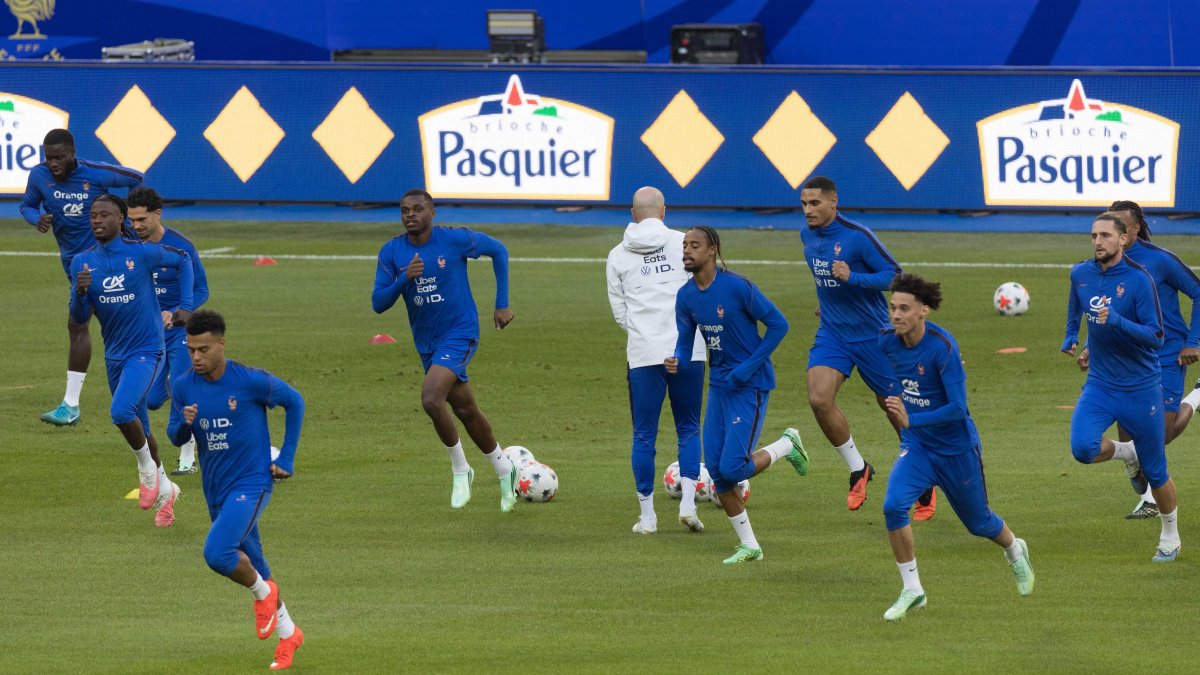 La Selección de Francia recibe a Italia en la UEFA Nations League.