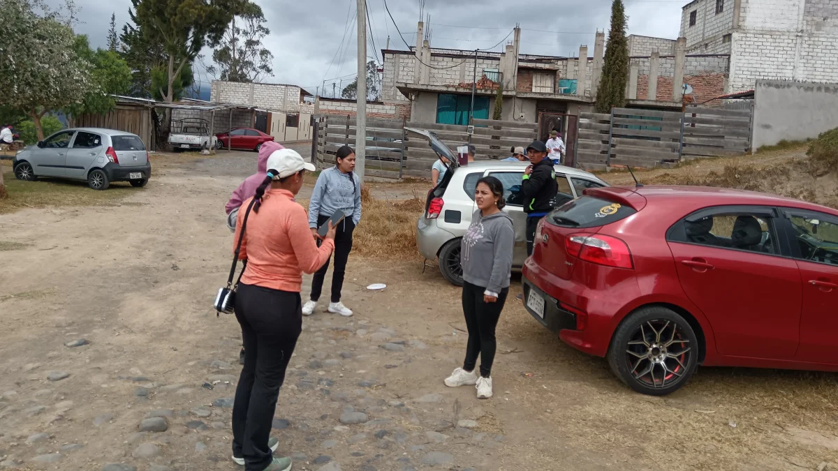 Familiares y vecinos de Daniela Astudillo, en Techo Propio, continúan la búsqueda de la enfermera.
