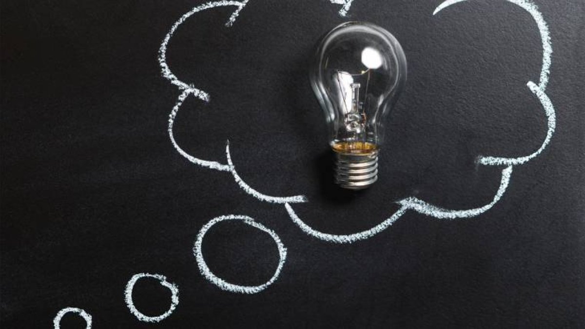 Imagen referencial. Muchas personas notan una diferencia en la memoria a partir de los 50 años, según Harvard Health.