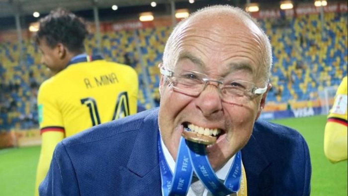 Célico permanece a cargo de la Tri, hasta que contraten a un nuevo técnico.