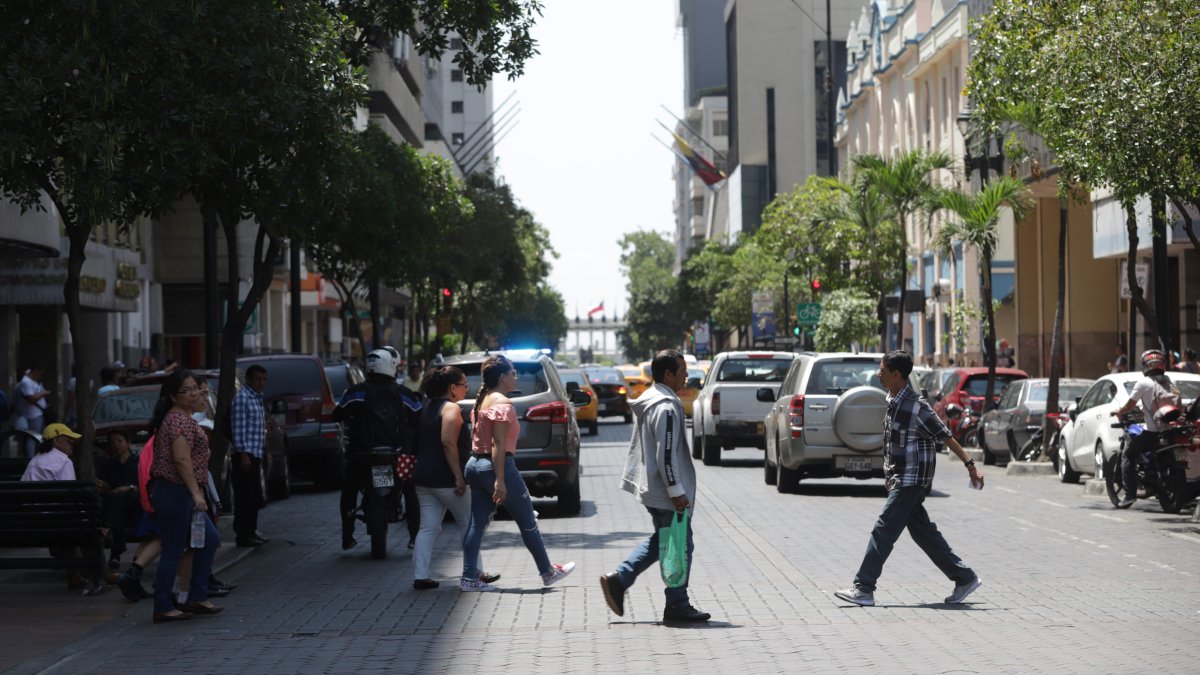 El Municipio de Guayaquil y la Autoridad de Tránsito Municipal anunciaron la peatonalización temporal de la avenida, el miércoles del 27 de noviembre.