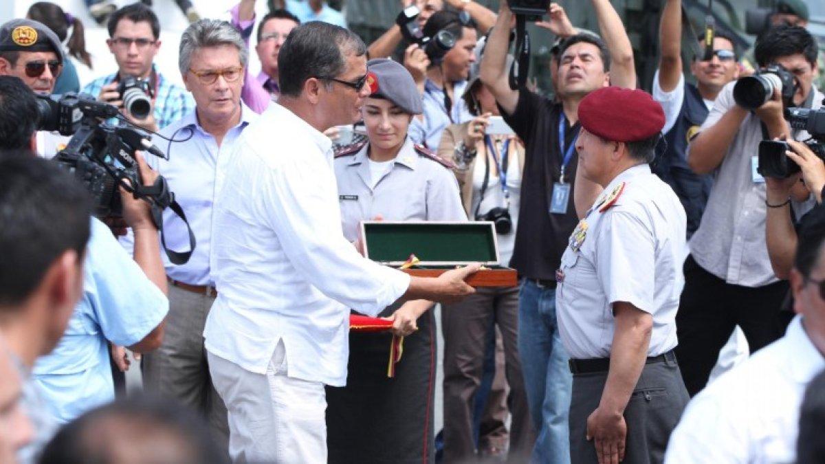 El presidente Rafael Correa, en un evento de cambio de mando en Quito.